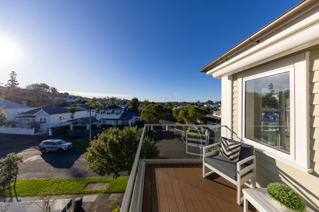 RAWHITI_JUL25_030_LOW_RES